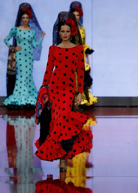 Simof flamenco klänningar 2022