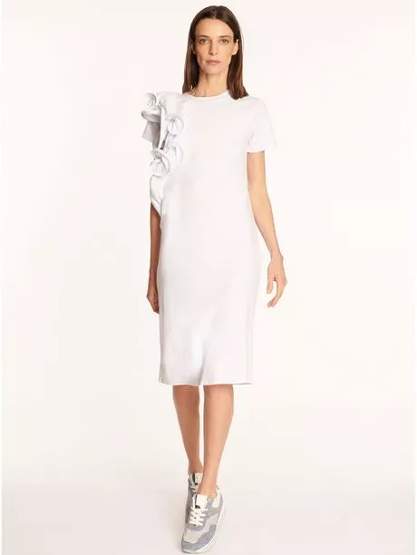 blanco-vestidos-primavera-2024-01_5-15 Vita klänningar våren 2024