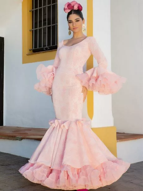 trajes-flamenca-2024-34_12-5 Flamenco klänningar 2024