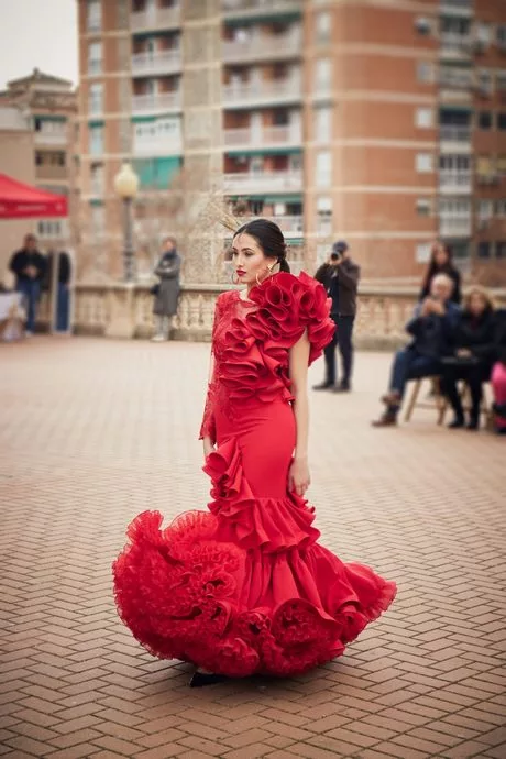 trajes-flamenca-2024-34_13-6 Flamenco klänningar 2024